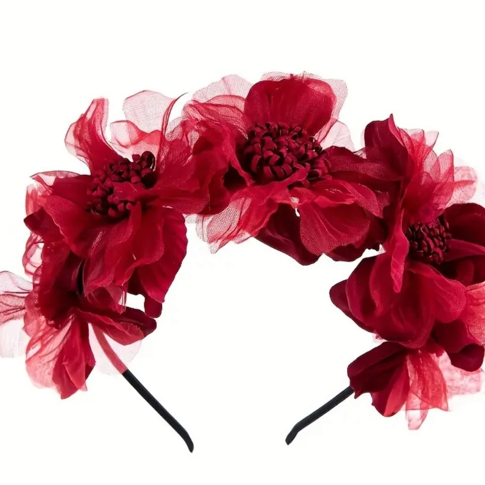 Valentine’s Day Floral Crown
Elegant Red Floral Headband
